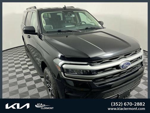 AGATE BLACK METALLIC 2024 Ford Expedition XLT