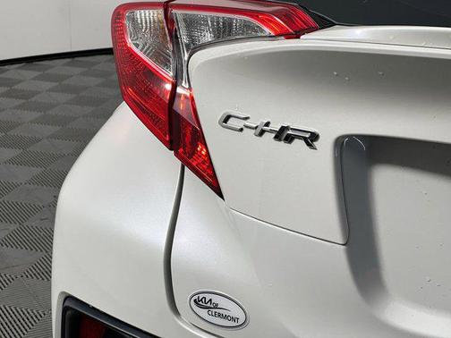 2020 Toyota C-HR XLE