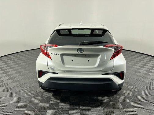 2020 Toyota C-HR XLE