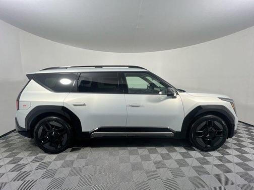 2026 Kia EV9 GT-Line