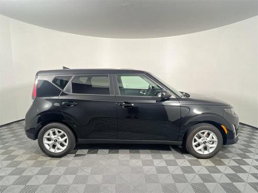 2024 Kia Soul S