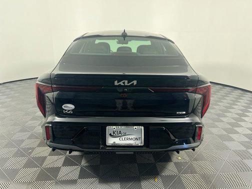 2025 Kia K4 GT-Line
