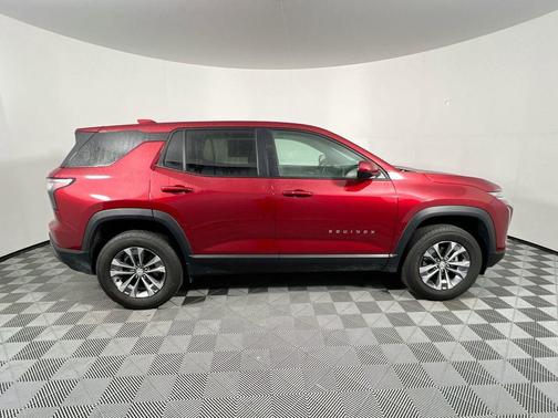 Radiant Red Tintcoat 2026 Chevrolet Equinox 1LT