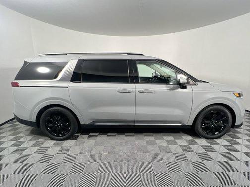 2023 Kia Carnival SX Prestige