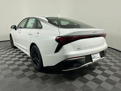 Snow White Pearl 2026 Kia K5 LXS FWD