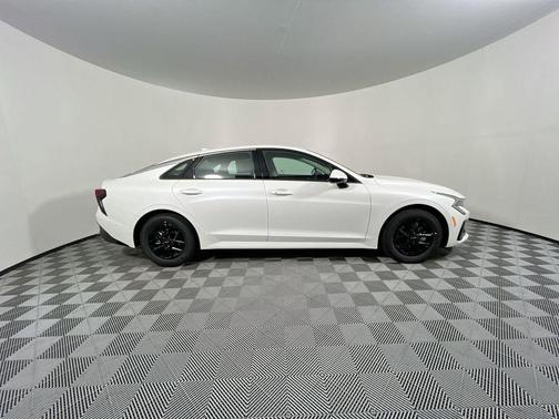 Snow White Pearl 2026 Kia K5 LXS FWD