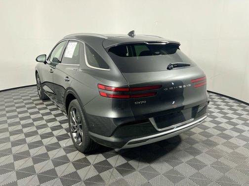 Makalu Gray 2023 Genesis Electrified GV70 Advanced AWD