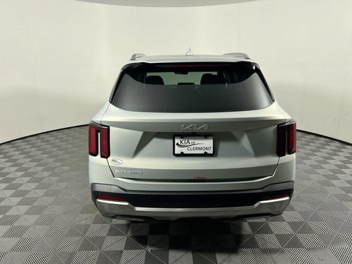Ivory Silver 2026 Kia Sorento S