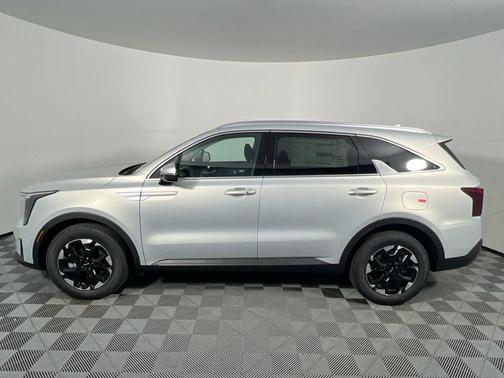 Ivory Silver 2026 Kia Sorento S