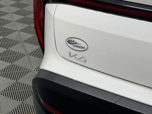 Snow White Pearl 2026 Kia K4 LXS