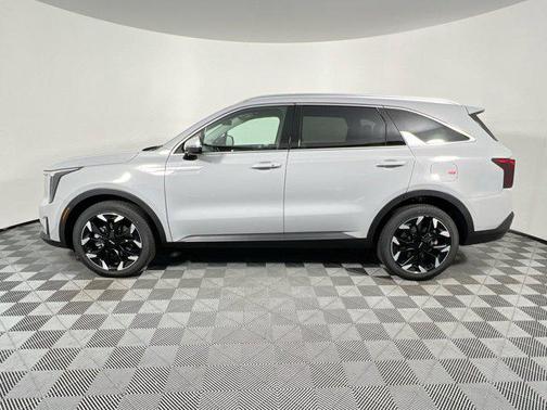 Wolf Gray 2026 Kia Sorento EX