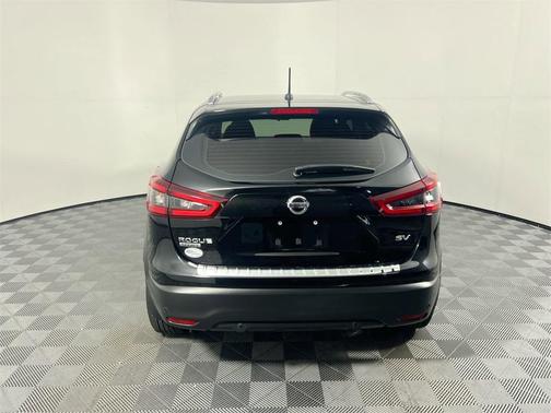 2021 Nissan Rogue Sport SV