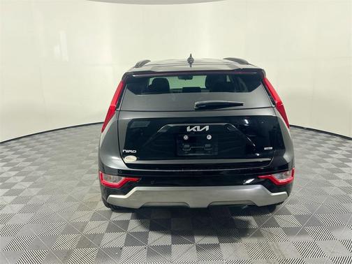 2023 Kia Niro Touring