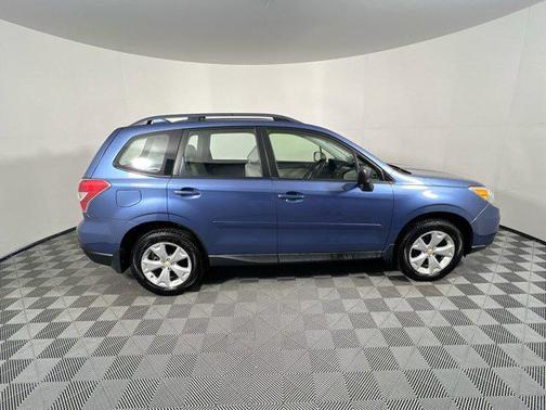 2016 Subaru Forester 2.5i