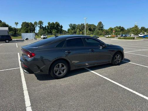 Gravity Gray 2023 Kia K5 LXS