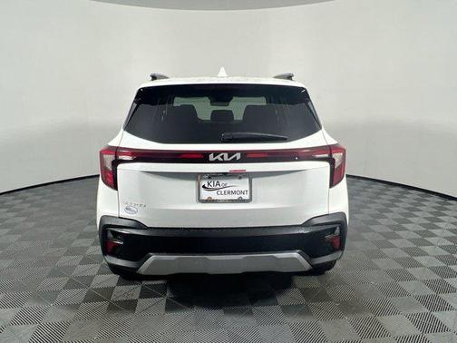 2025 Kia Seltos S