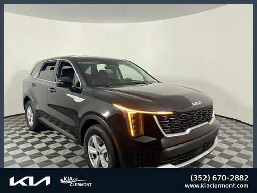 2025 Kia Sorento LX