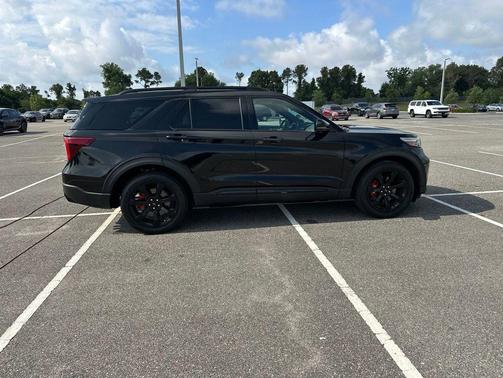 AGATE BLACK METALLIC 2022 Ford Explorer ST