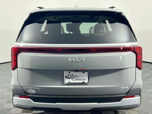 Ceramic Silver 2026 Kia Carnival Hybrid EX