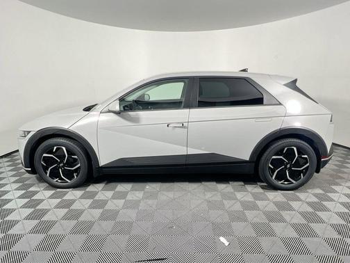 Cyber Gray 2023 Hyundai IONIQ 5 SEL