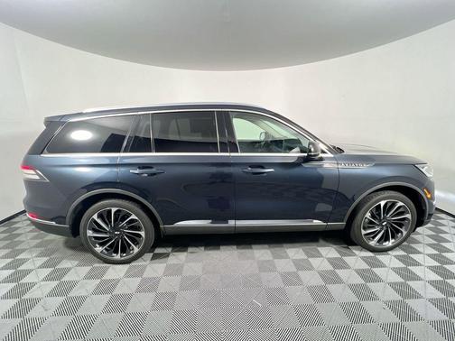 Flight Blue 2021 Lincoln Aviator Reserve AWD