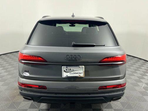 2025 Audi Q7 45 Premium Plus