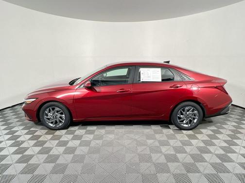 Ultimate Red 2024 Hyundai ELANTRA SEL