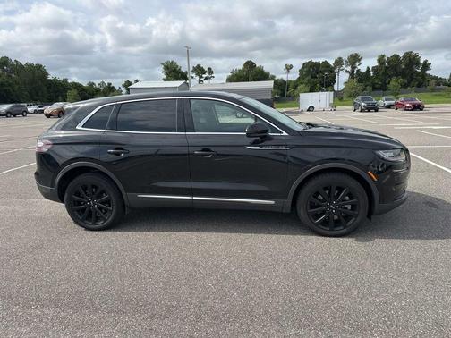 INFINITE BLACK 2021 Lincoln Nautilus Reserve
