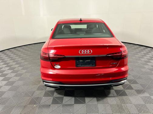 2023 Audi A4 45 S line Premium Plus