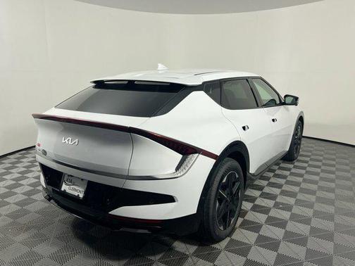 2025 Kia EV6 Wind