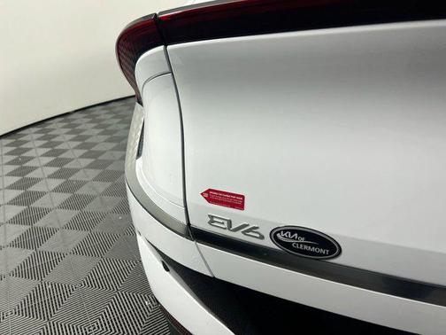2025 Kia EV6 Wind