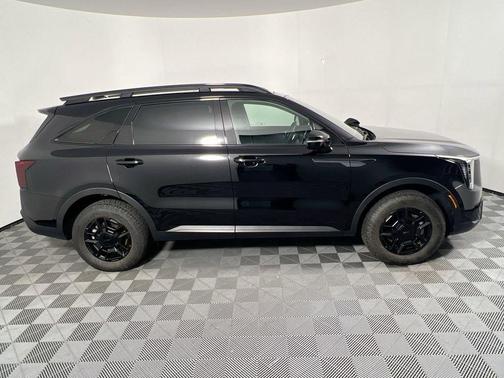 2025 Kia Sorento SX