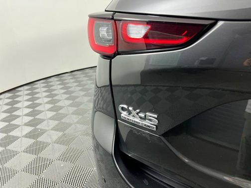 2022 Mazda CX-5 Signature