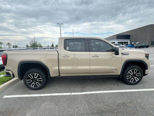Desert Sand Metallic 2022 GMC Sierra 1500 AT4