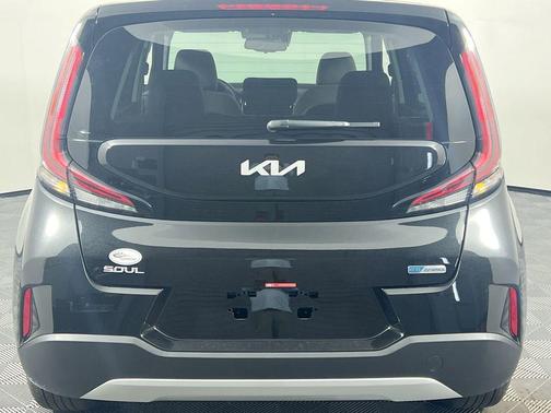 Fusion Black 2025 Kia Soul EX