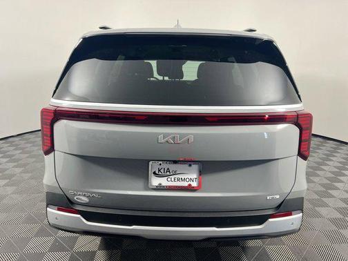 2025 Kia Carnival Hybrid EX