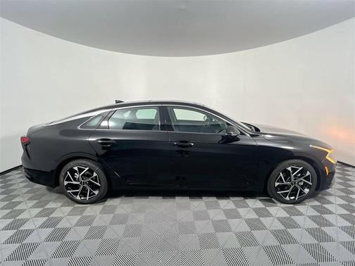 2026 Kia K5 EX