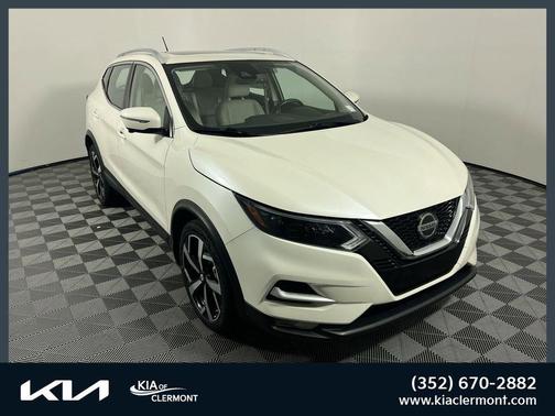 2022 Nissan Rogue Sport SL