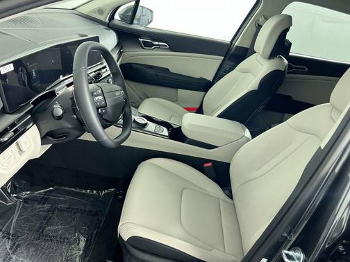 Gravity Gray 2026 Kia Sportage Hybrid EX