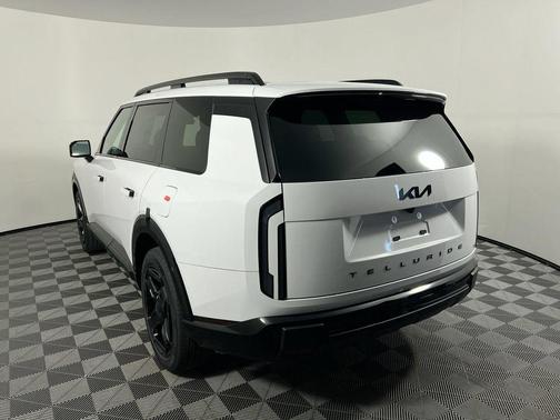 Glacial White Pearl 2027 Kia Telluride Hybrid SX