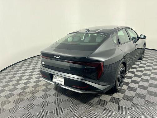 Interstellar Gray 2025 Kia K4 EX