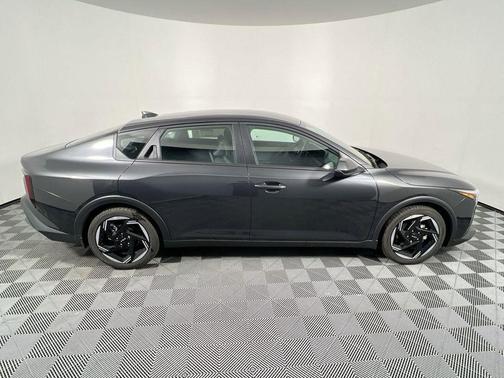 Interstellar Gray 2025 Kia K4 EX