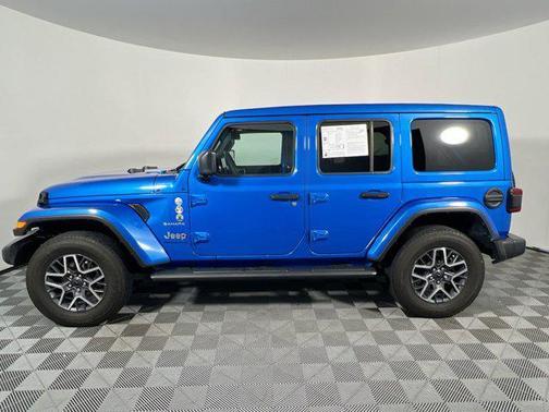 2024 Jeep Wrangler 4-Door Sahara 4x4