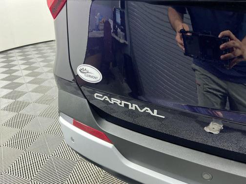 Deep Chroma Blue 2026 Kia Carnival Hybrid EX