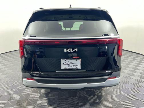 Aurora Black Pearl 2026 Kia Carnival Hybrid EX