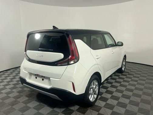 2025 Kia Soul S