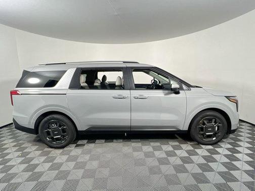 2025 Kia Carnival Hybrid EX