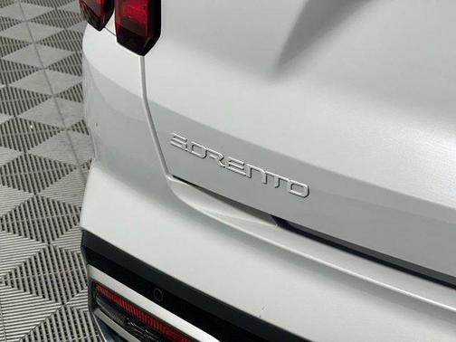 2023 Kia Sorento EX