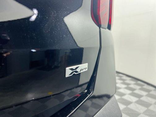 2025 Kia Sorento SX