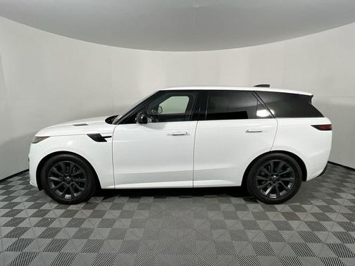 2024 Land Rover Range Rover Sport SE